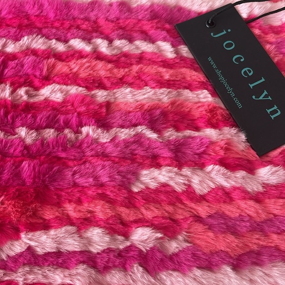 NWT MULTI KNITTED FAUX FUR INFINITY SCARF - Picture 2 of 4